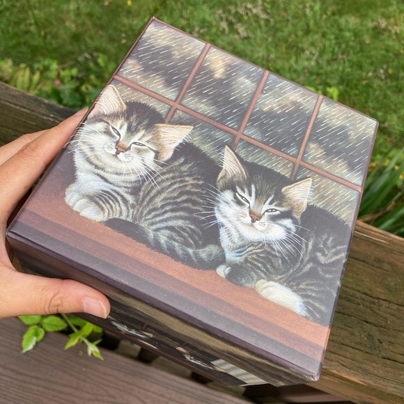 Vintage Cats on a Rainy Day Keepsake Storage Box Decor Gift Bob’s Boxes 6”x6”x6” - Picture 3 of 13